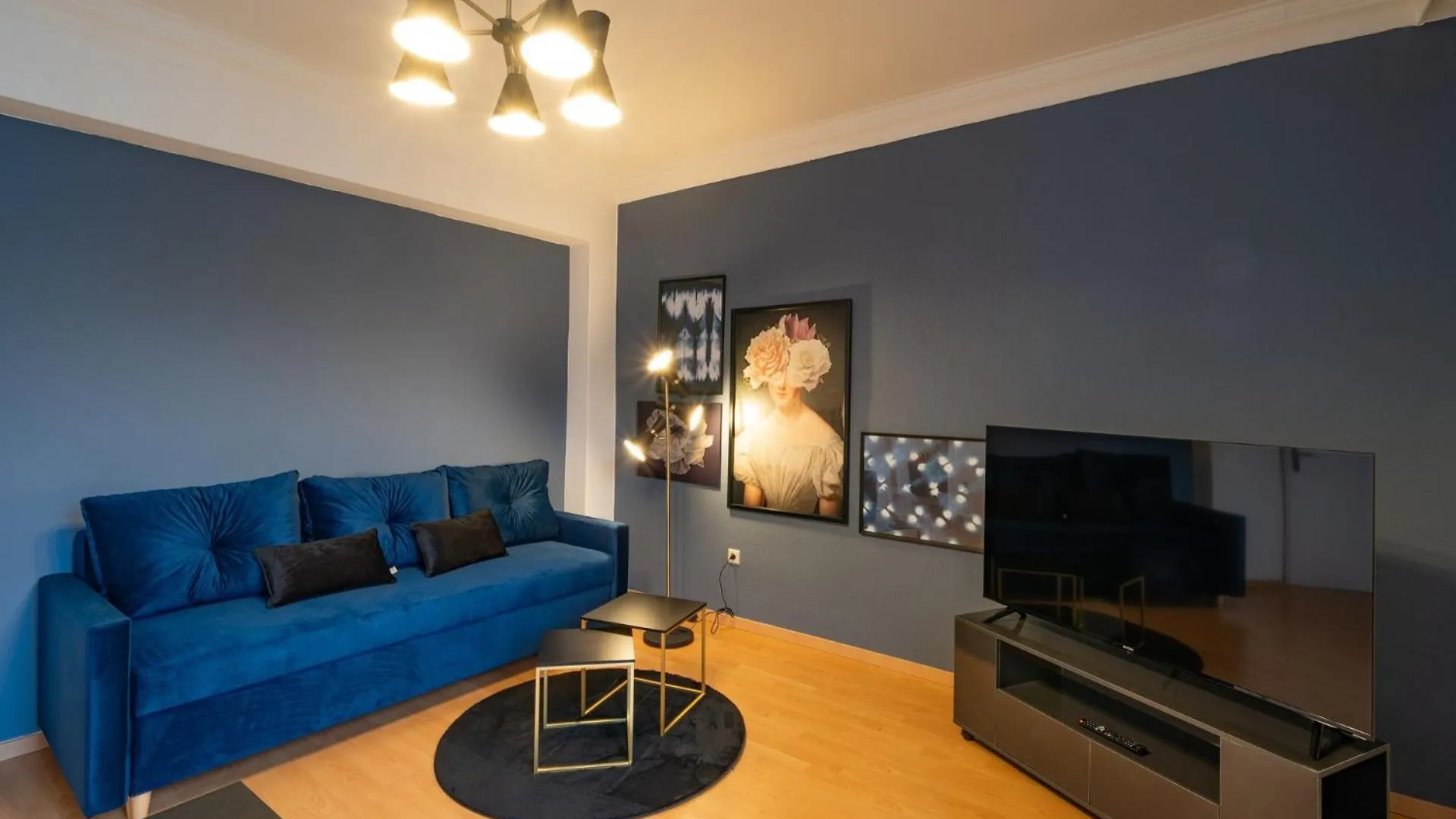 Aufzug Balkon 75M2 Zentral Hannover 0*,  Germany